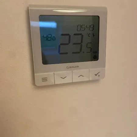 Au Sommet De La Vigne Apartment