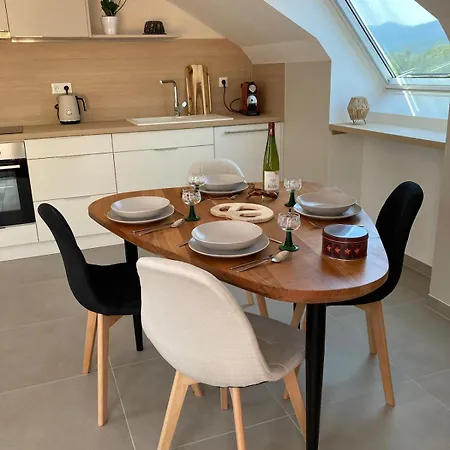 Au Sommet De La Vigne Apartment Rosheim